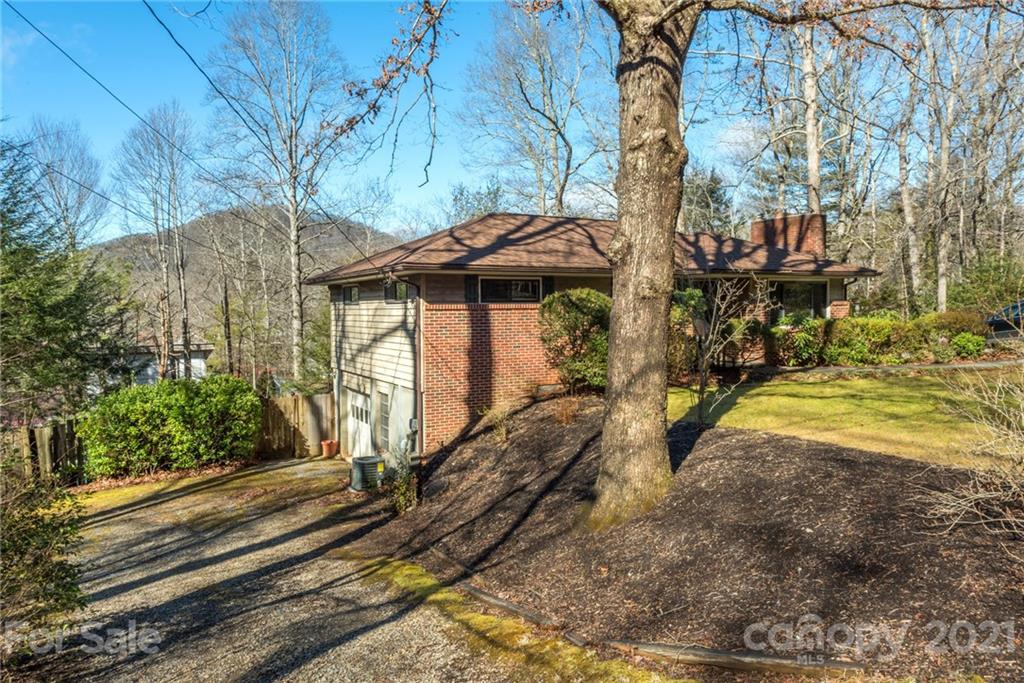 705 Holly Avenue Black Mountain NC 28711