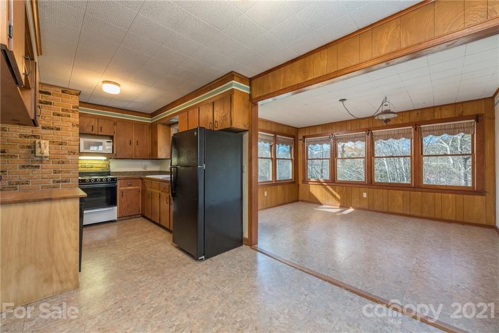 705 Holly Avenue Black Mountain NC 28711