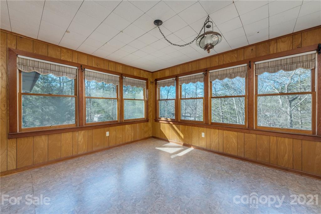 705 Holly Avenue Black Mountain NC 28711