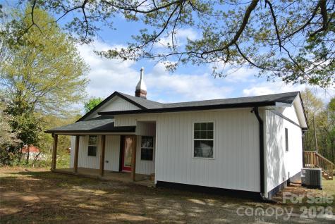 123 Moore Road Ellenboro NC 28040