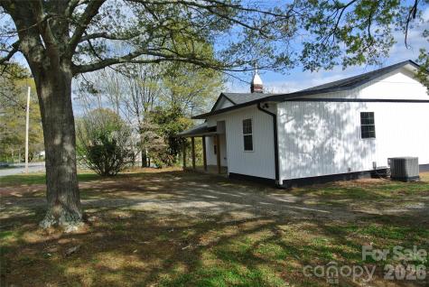 123 Moore Road Ellenboro NC 28040