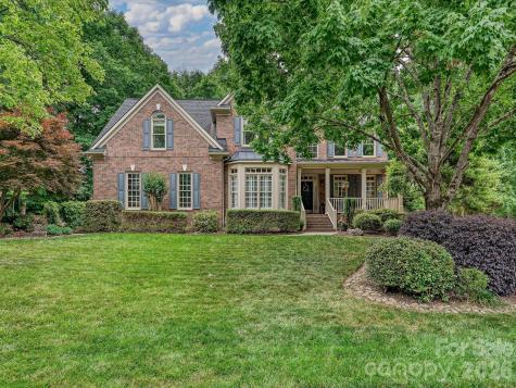 17405 Lynx Den Court Davidson NC 28036