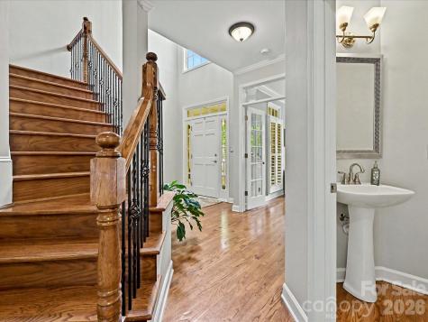 17405 Lynx Den Court Davidson NC 28036