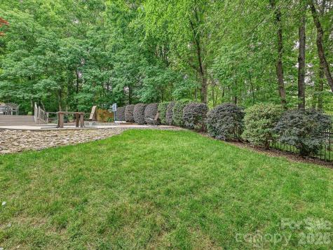 17405 Lynx Den Court Davidson NC 28036