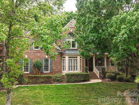 17405 Lynx Den Court Davidson NC 28036