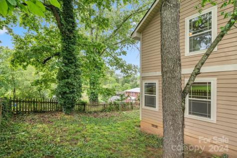 11 Annie Street Asheville NC 28806