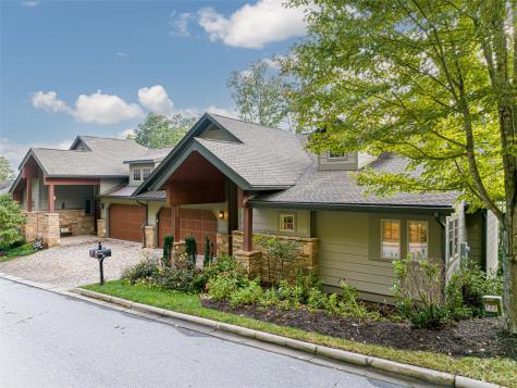 97 Points West Drive Asheville NC 28804