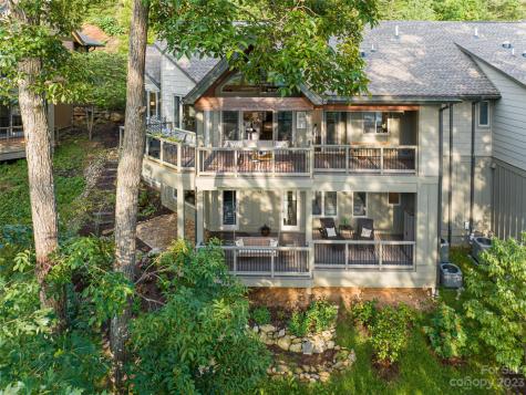 97 Points West Drive Asheville NC 28804