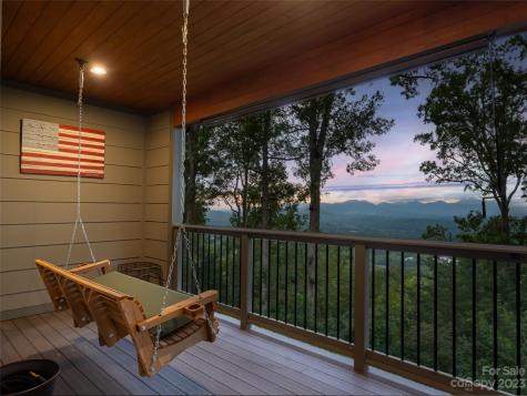 97 Points West Drive Asheville NC 28804