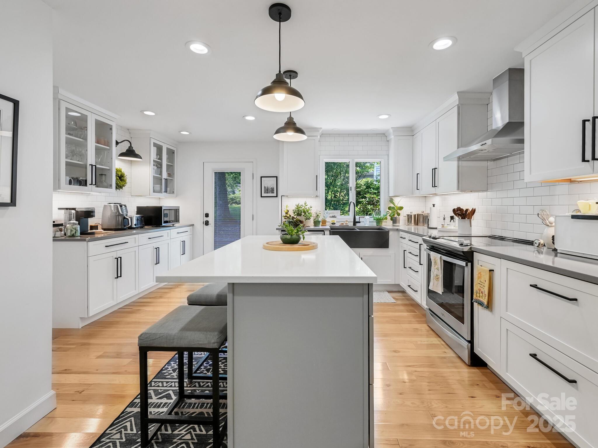 110 Aurora Drive Asheville NC 28805