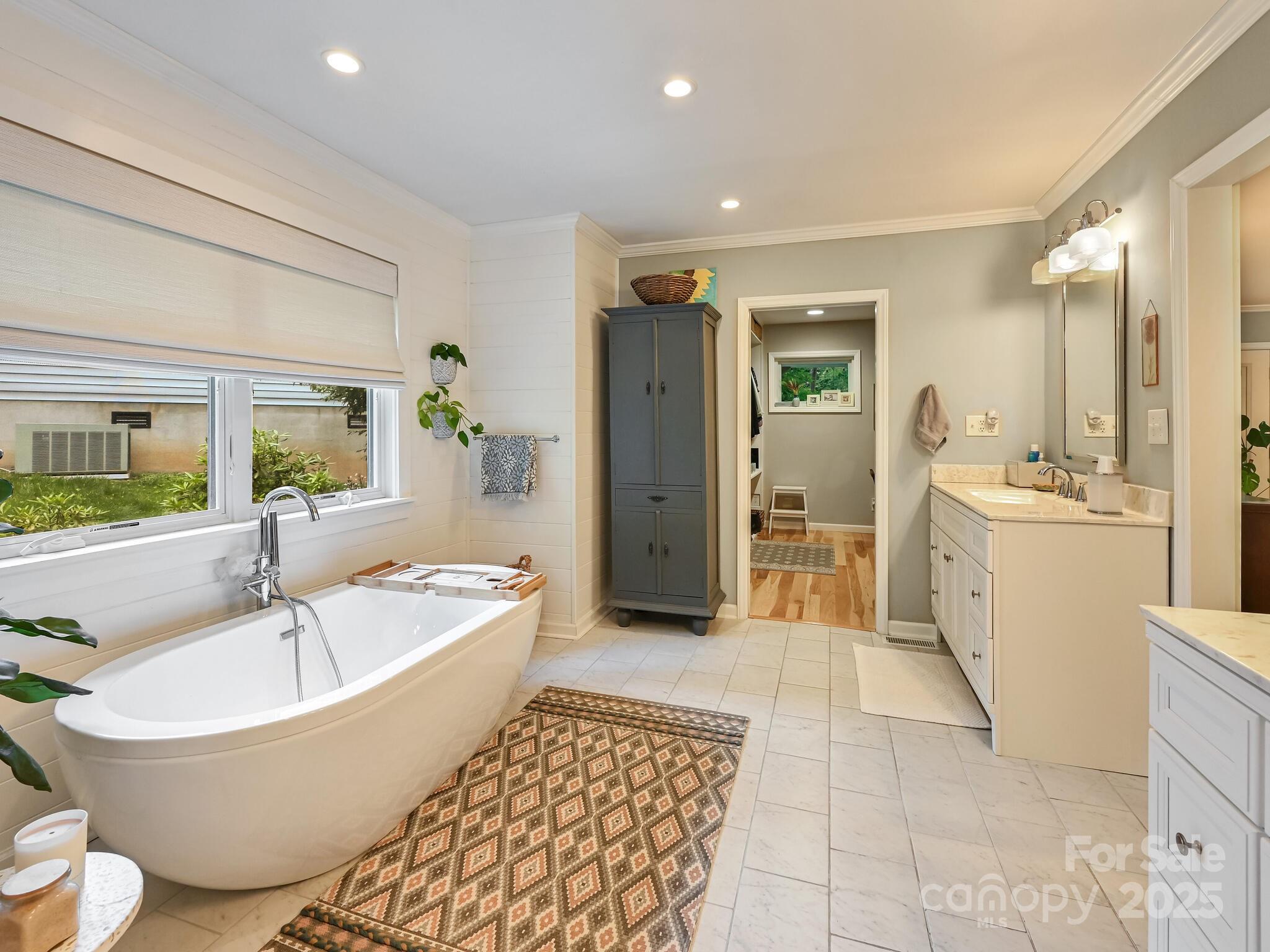 110 Aurora Drive Asheville NC 28805