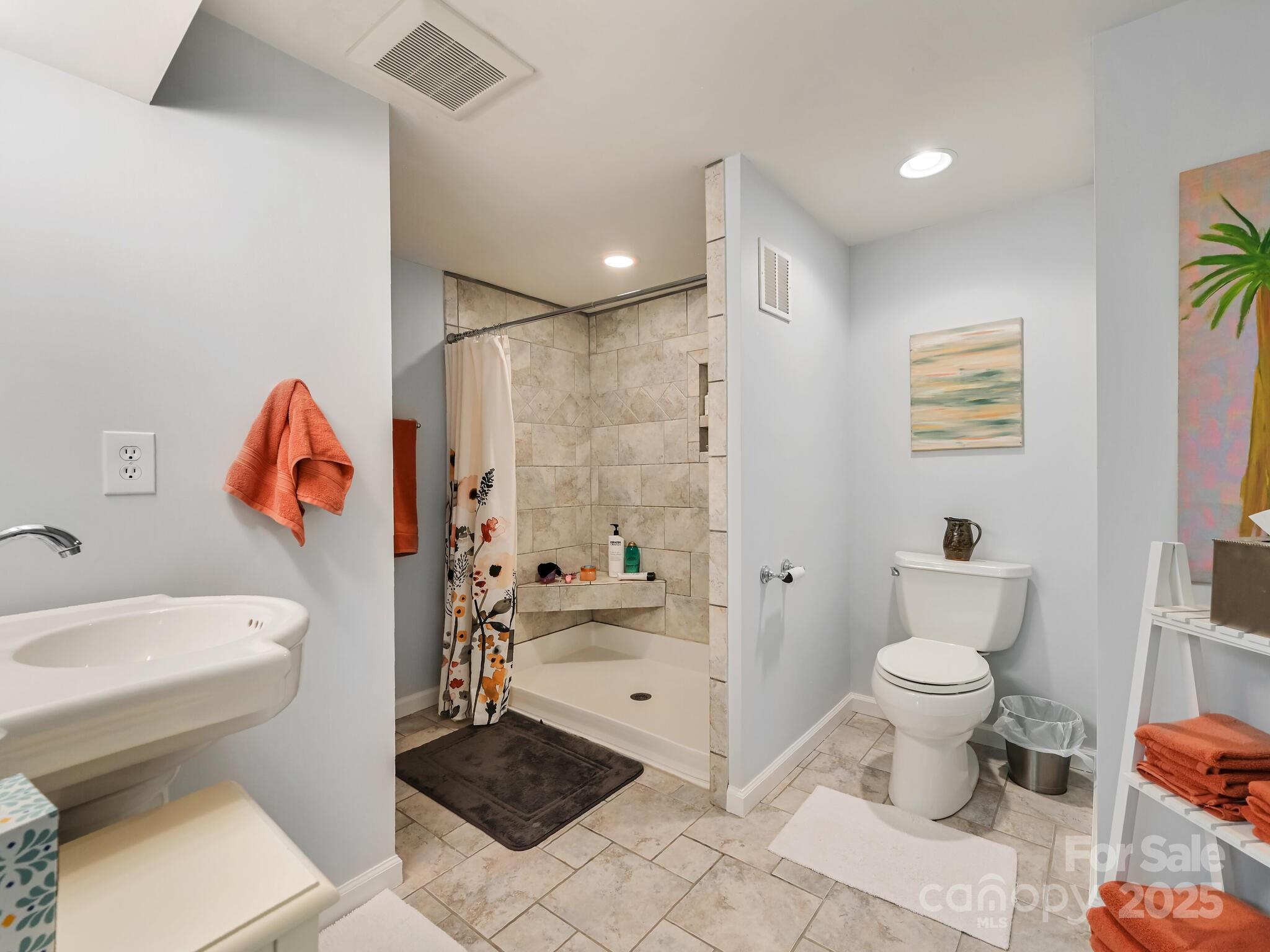 110 Aurora Drive Asheville NC 28805