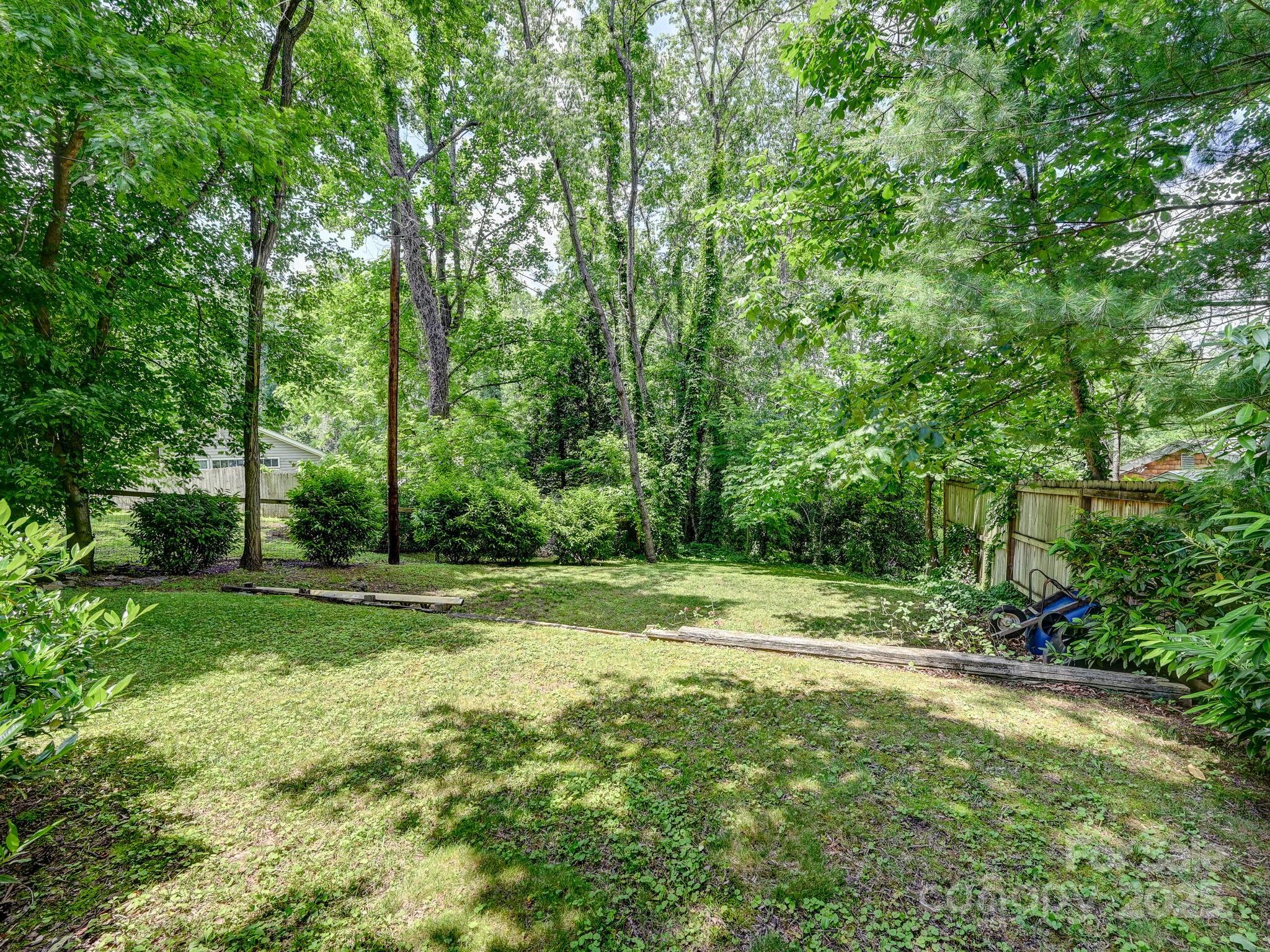 110 Aurora Drive Asheville NC 28805