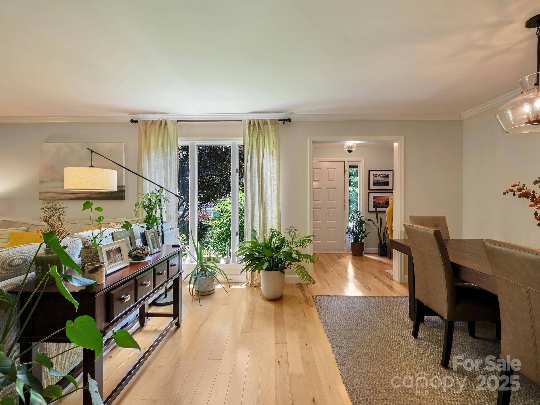 110 Aurora Drive Asheville NC 28805