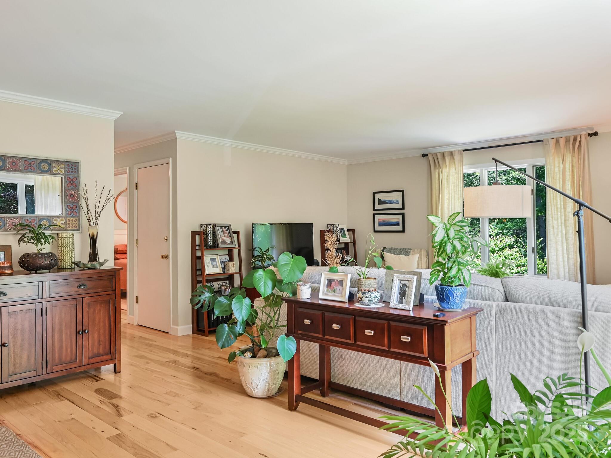 110 Aurora Drive Asheville NC 28805