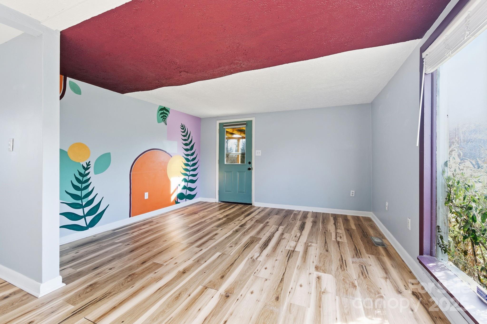 105 Smith Graveyard Road Asheville NC 28806