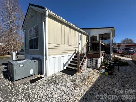 171 Grand View Drive New London NC 28127
