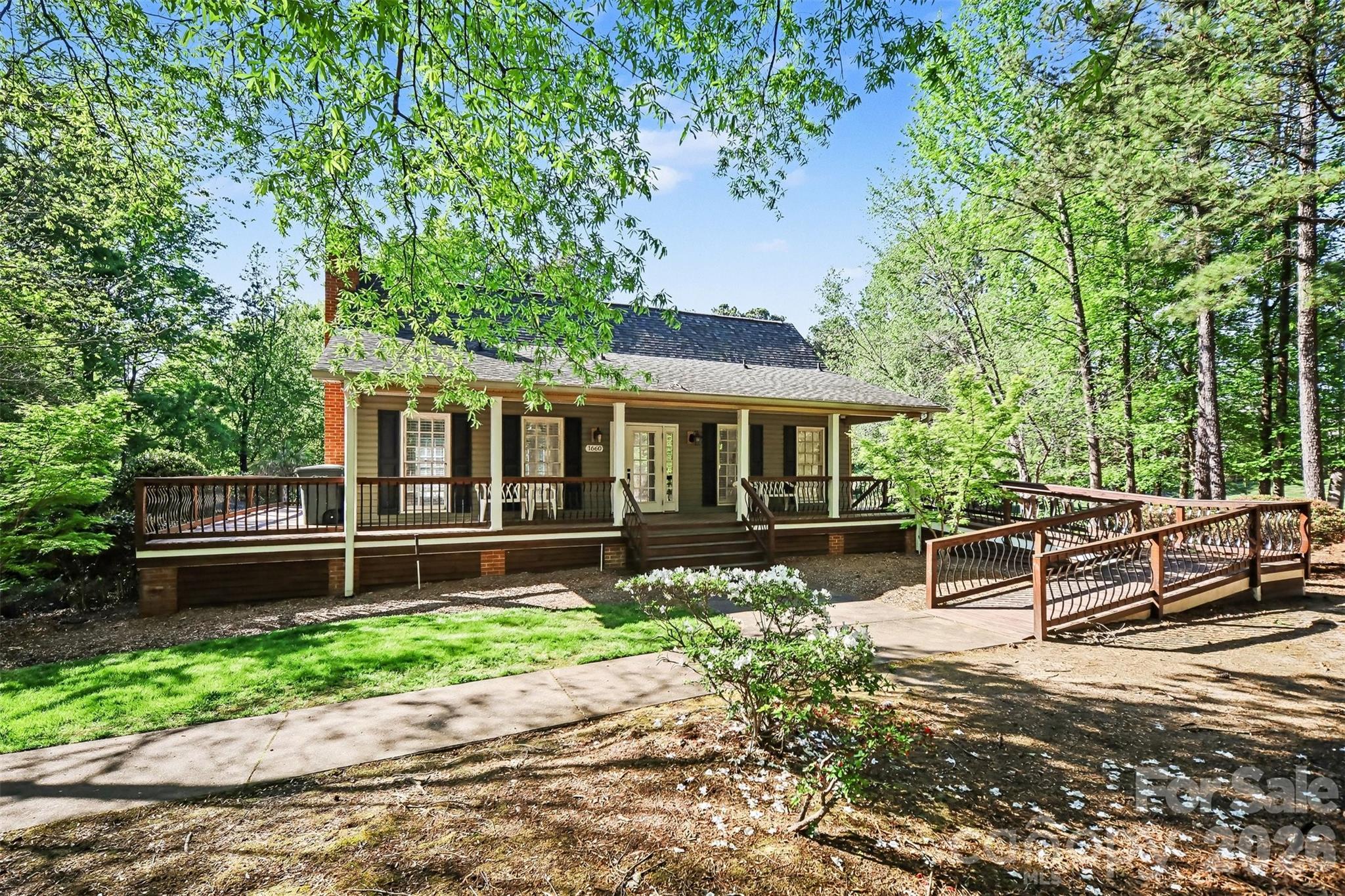 1625 Kiawah Court Gastonia NC 28056
