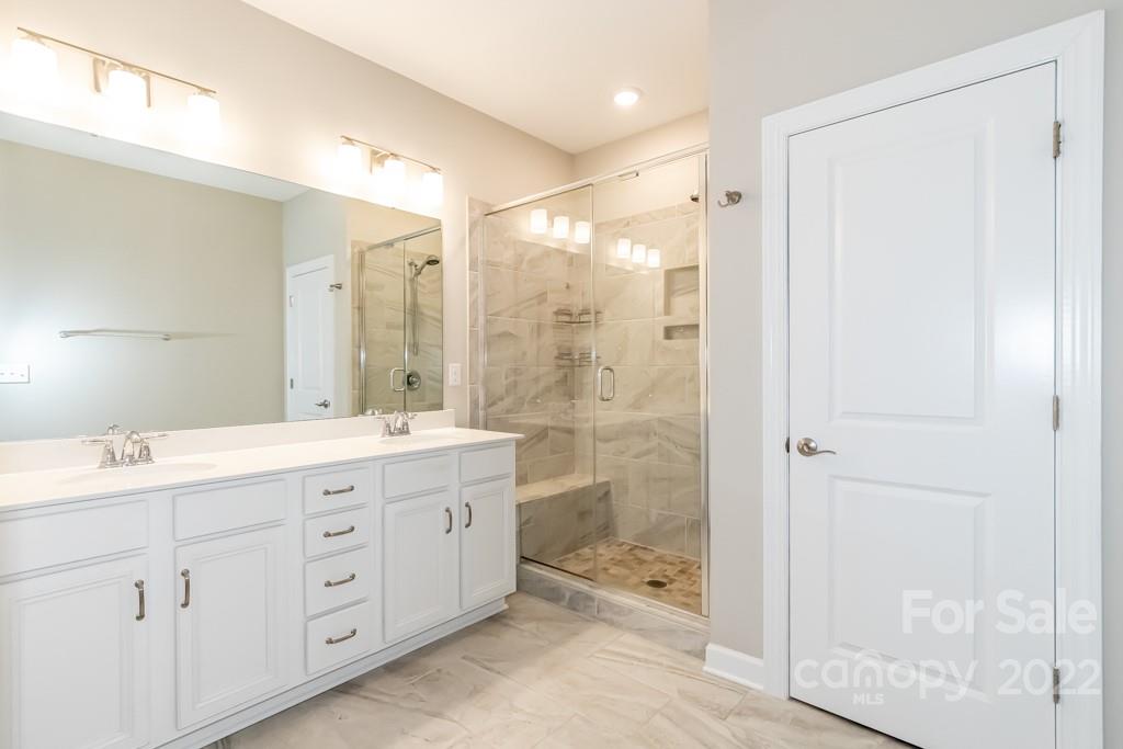 14516 Batteliere Drive Charlotte NC 28278