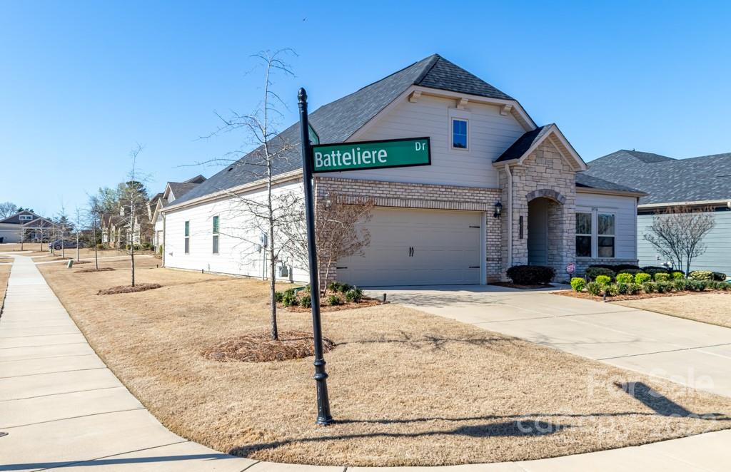 14516 Batteliere Drive Charlotte NC 28278