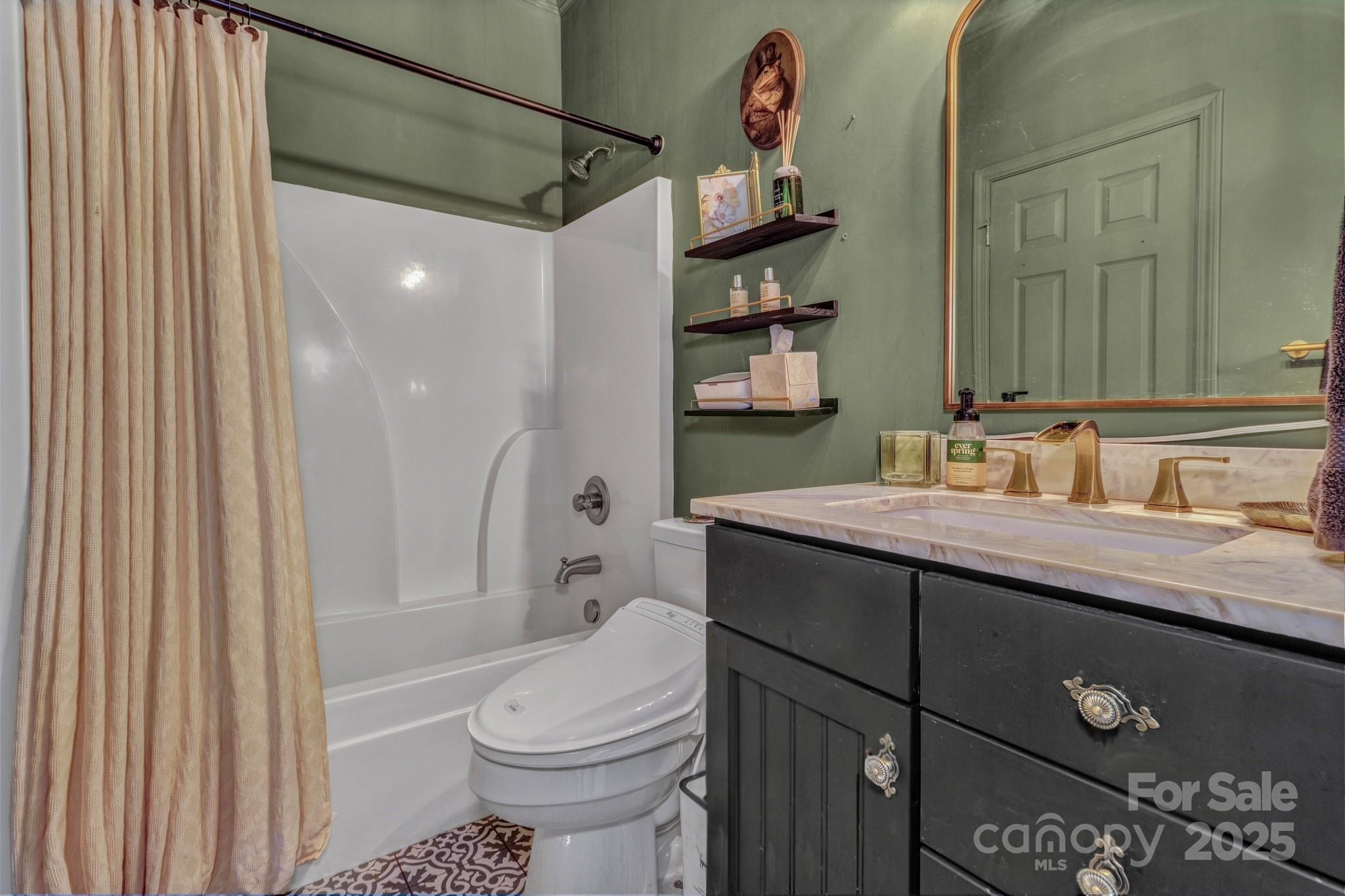 18 Glen Coe Drive Fletcher NC 28732