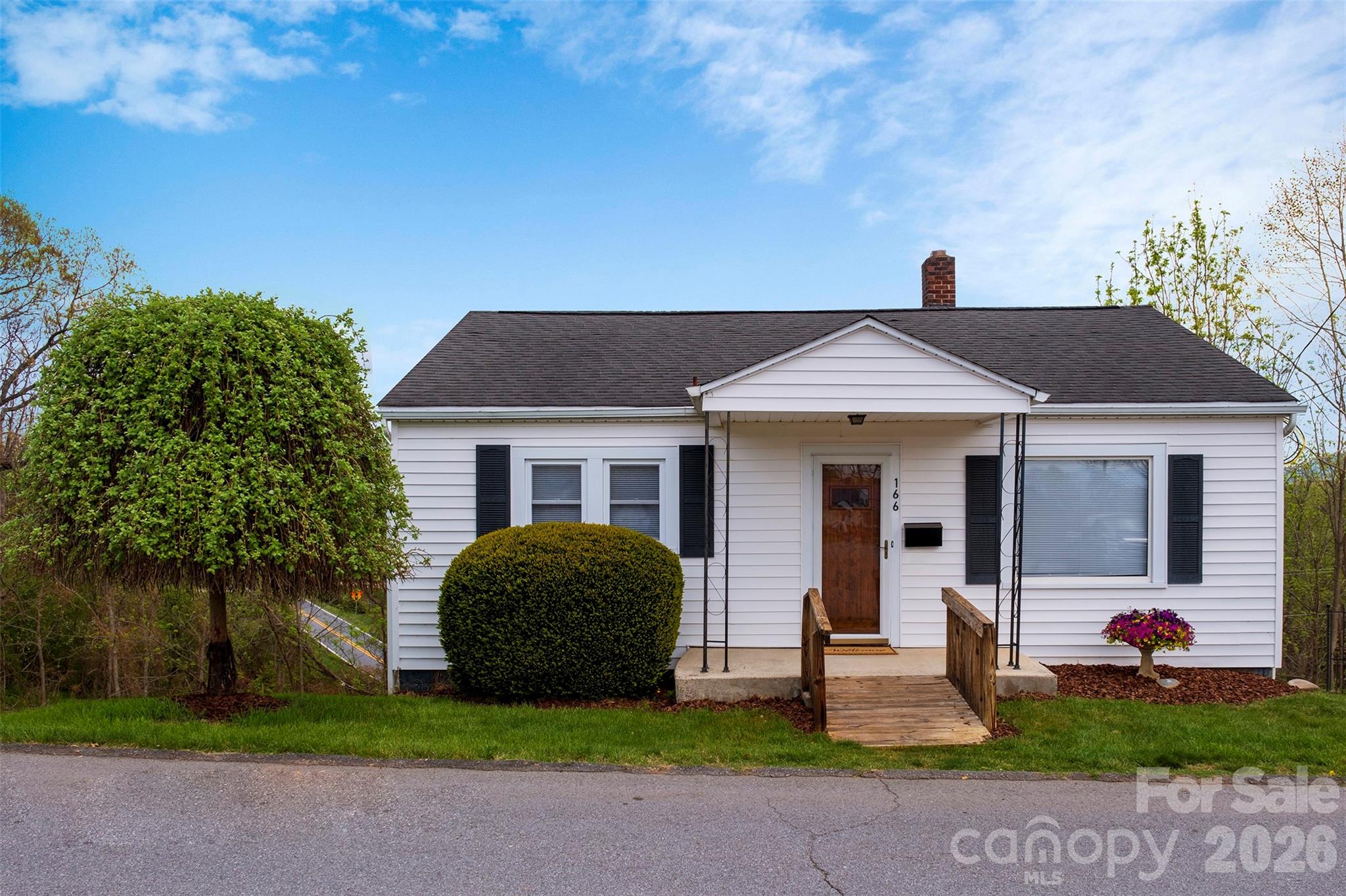 166 Spruce Street Canton NC 28716
