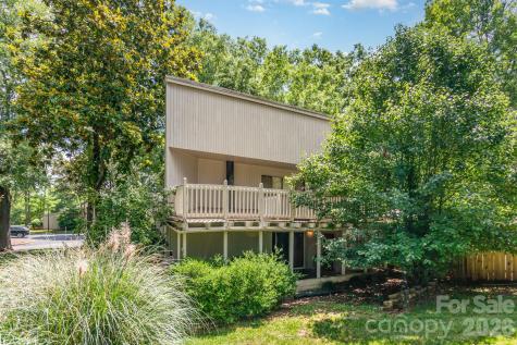 7900 Horse Chestnut Lane Charlotte NC 28277