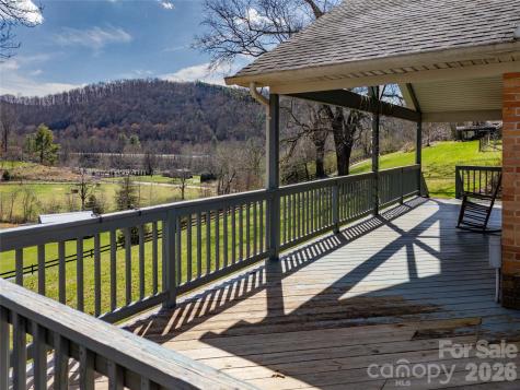 53 Dewees Drive Sylva NC 28779