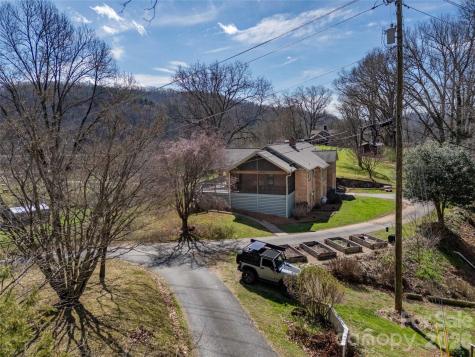 53 Dewees Drive Sylva NC 28779