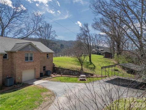 53 Dewees Drive Sylva NC 28779