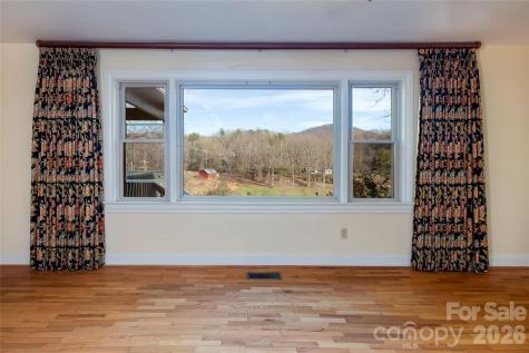 53 Dewees Drive Sylva NC 28779