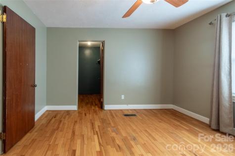 53 Dewees Drive Sylva NC 28779