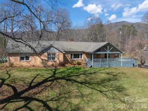 53 Dewees Drive Sylva NC 28779