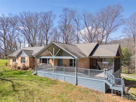 53 Dewees Drive Sylva NC 28779