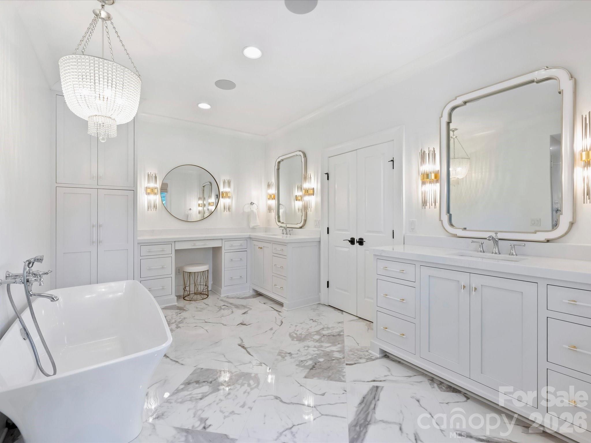 320 Plantation Place Charlotte NC 28209