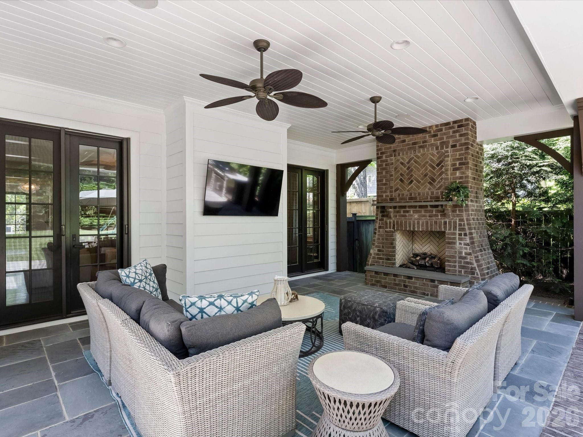 320 Plantation Place Charlotte NC 28209