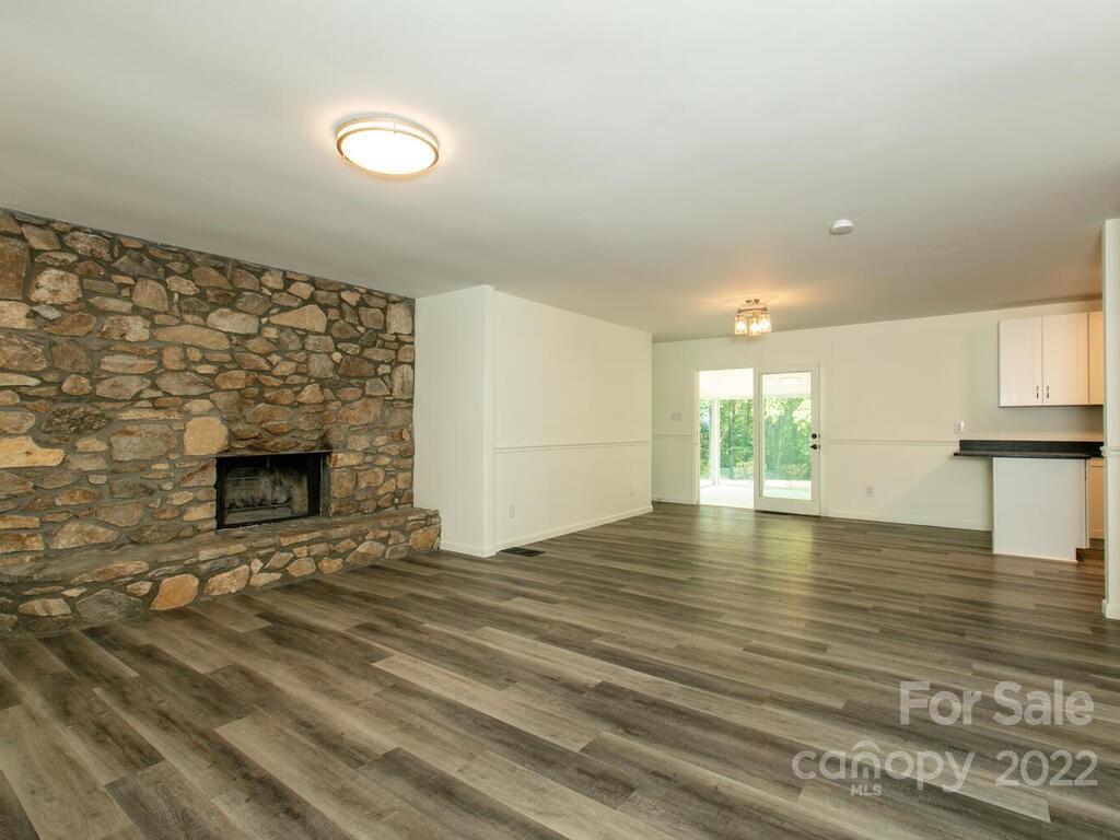 149 Cane Crest Circle Fairview NC 28730