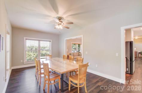 182 Ellerslie Acre Hendersonville NC 28739