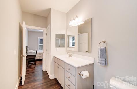 182 Ellerslie Acre Hendersonville NC 28739