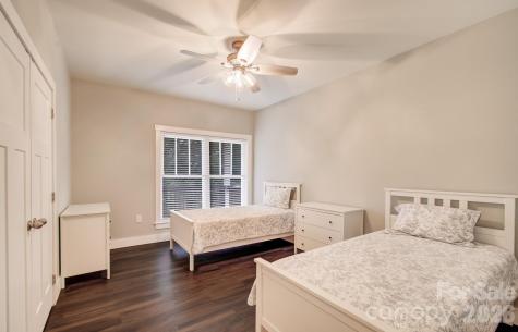 182 Ellerslie Acre Hendersonville NC 28739