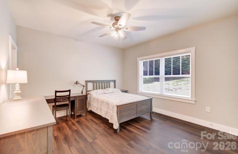 182 Ellerslie Acre Hendersonville NC 28739