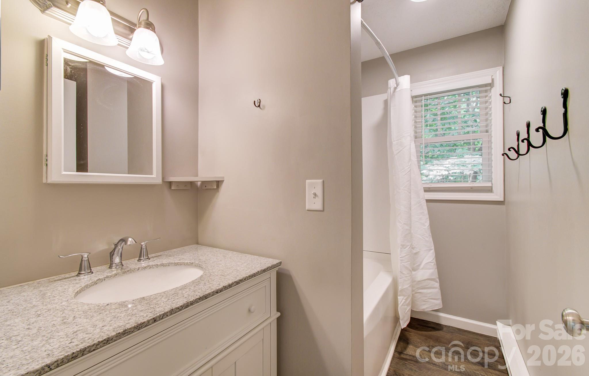 182 Ellerslie Acre Hendersonville NC 28739