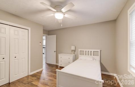 182 Ellerslie Acre Hendersonville NC 28739
