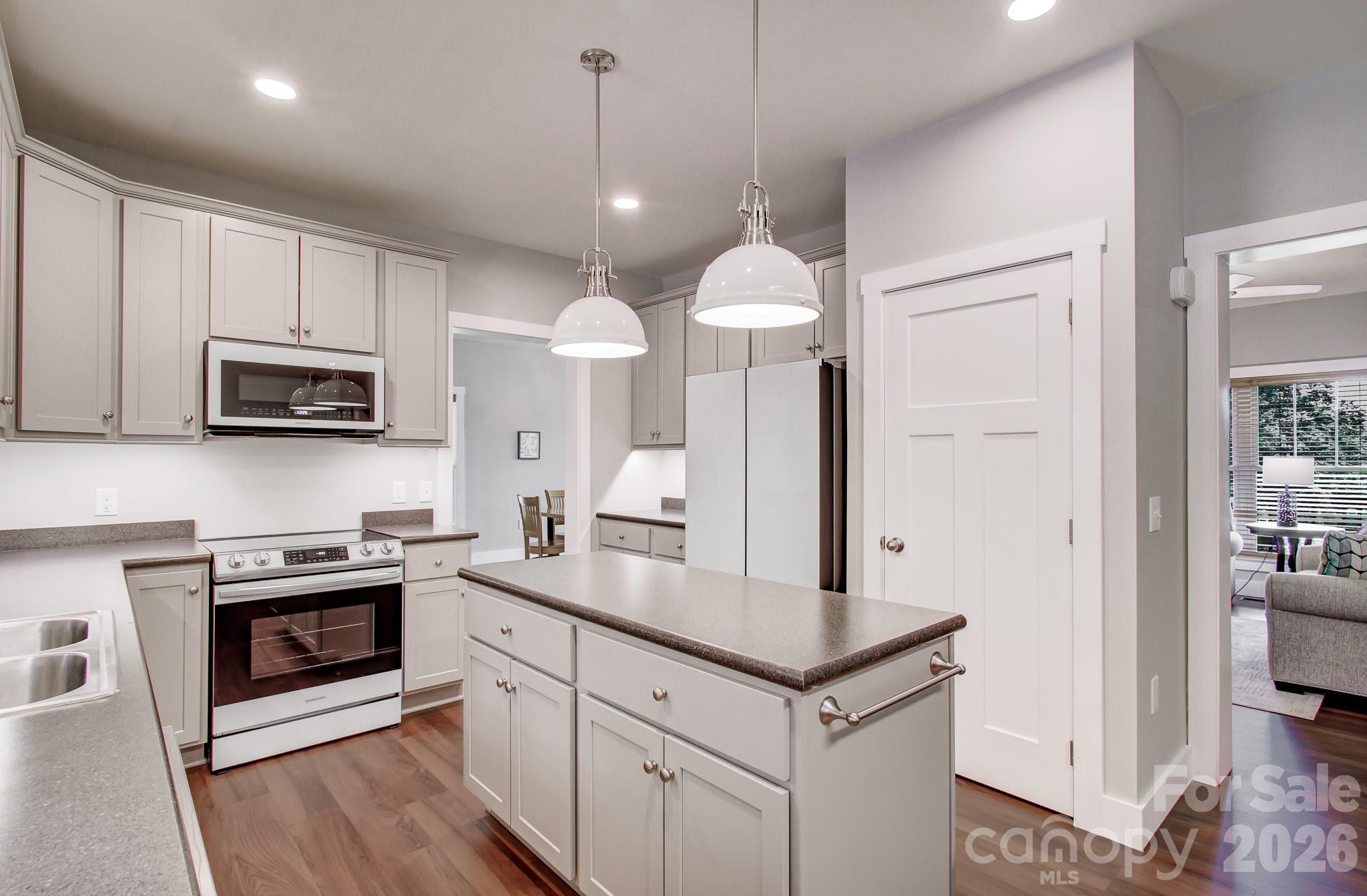 182 Ellerslie Acre Hendersonville NC 28739