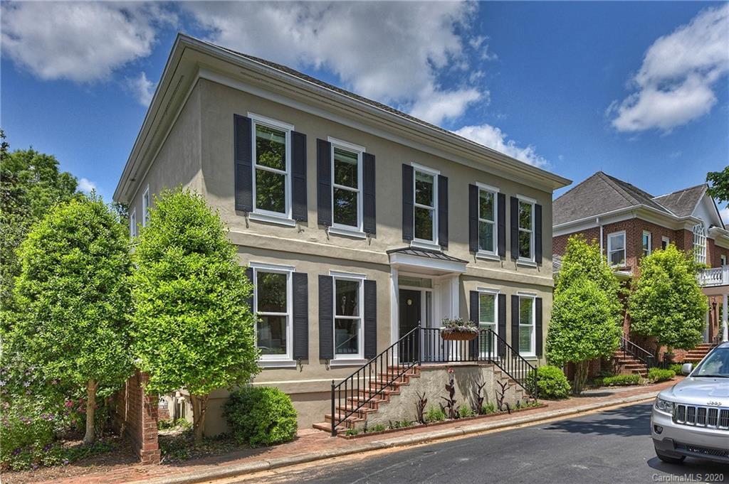 1218 Wareham Court Charlotte NC 28207