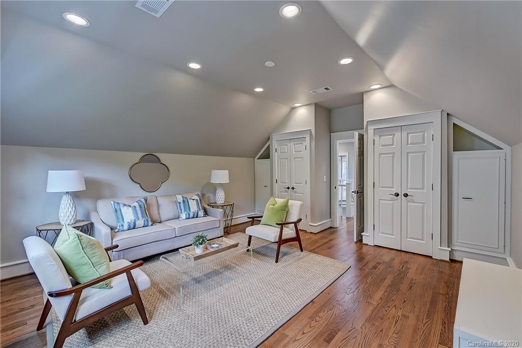 1218 Wareham Court Charlotte NC 28207