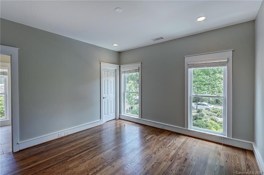1218 Wareham Court Charlotte NC 28207