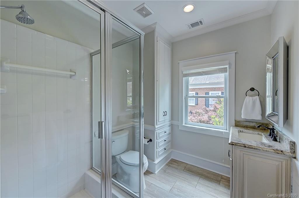 1218 Wareham Court Charlotte NC 28207
