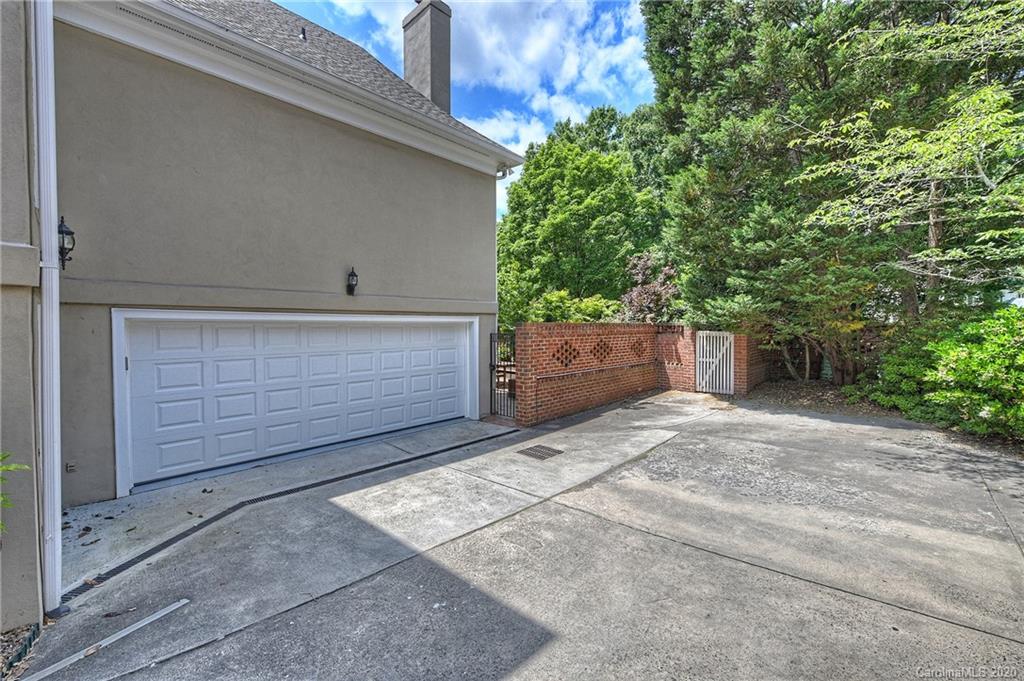 1218 Wareham Court Charlotte NC 28207