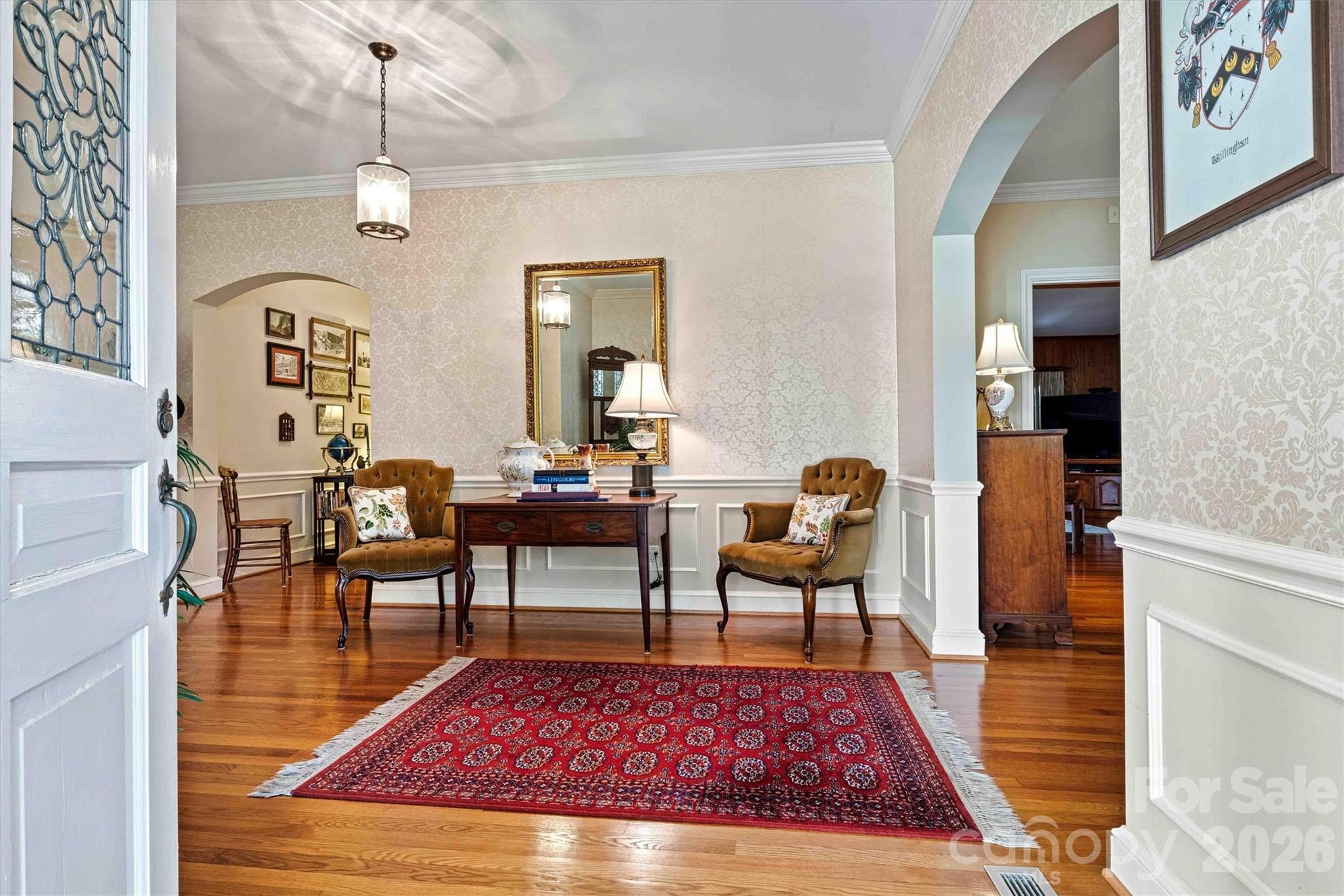 842 North Center Street Hickory NC 28601